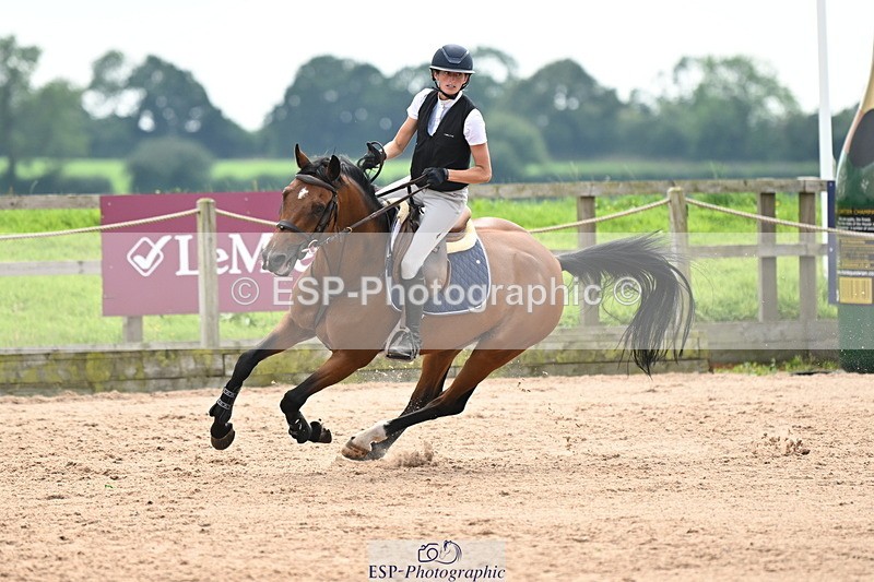 240801A-142318-01957 - Cls 4 Chard 7 Yr Old Championships