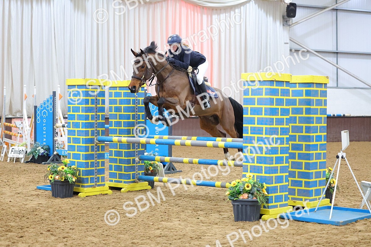 SBM_008557 - Class 21 - Nupafeed Supplements Senior Discovery/ 1m Open - First Round (1.00m)