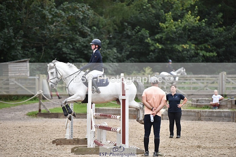 240802-112138-02667 - 90cm Round 1