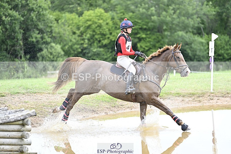 240804-111944-11981 - 410-Elsie_Thomas-HUGO_CRUZE