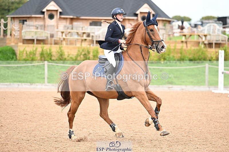 240908A-132818-03994 - Cls 15 U21 Intro 90cm-1.00m  Team Comp