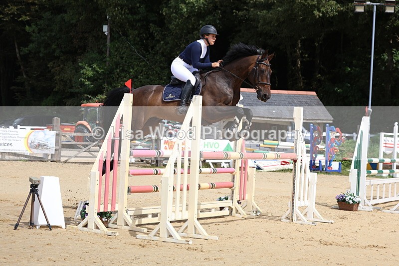 3E7A4087 - Class 7: Senior Newcomers/1.10m open