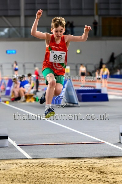 AgeInd25SUN-915279 - Field Male