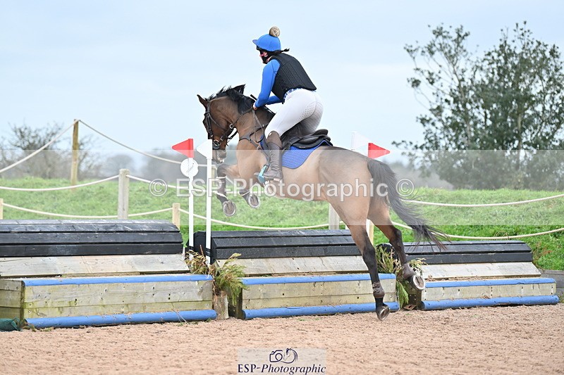 231217A-123045-00752 - 90cm