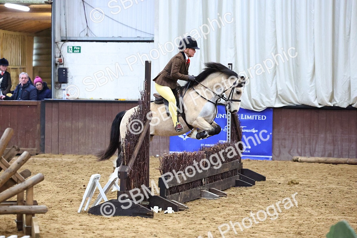 SBM_003139 - Class 35 - 60cm Training Stakes