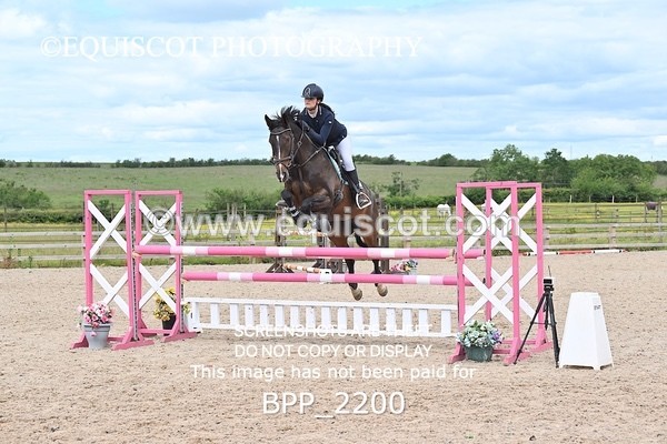 BPP_2200 - CLASS 21 SUN Senior Newcomers/ 1.10m Open