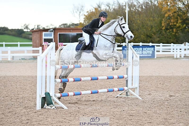 231119A-114104-05478 - Sun Cls 5 Newcomers & 1m Open