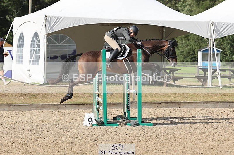 250803A-170411-17726 - R-819-Heather.Johnson-MUNDUS.MEUS