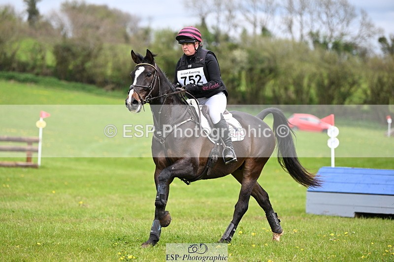 250419-145357-12571 - 752-Lizzie.Luxton-SHANNONDALE.LUIGI