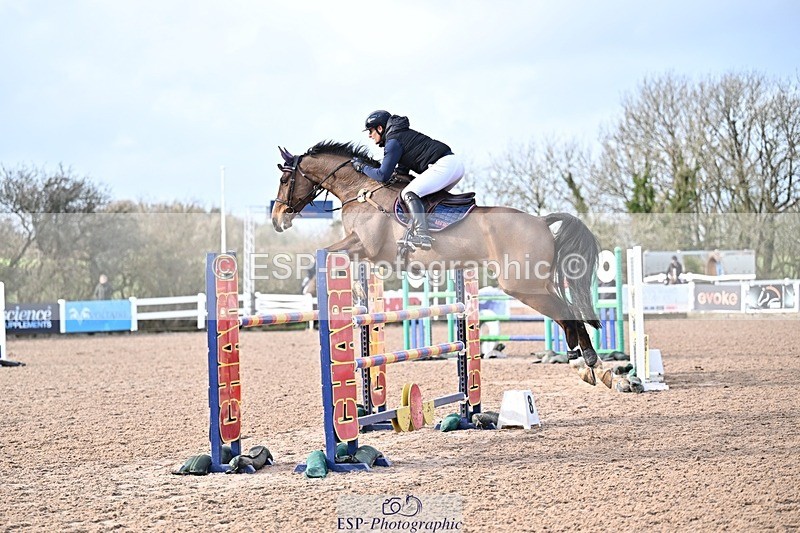 260220-144759-00942 - Cls 6 Foxhunter and 1.20m