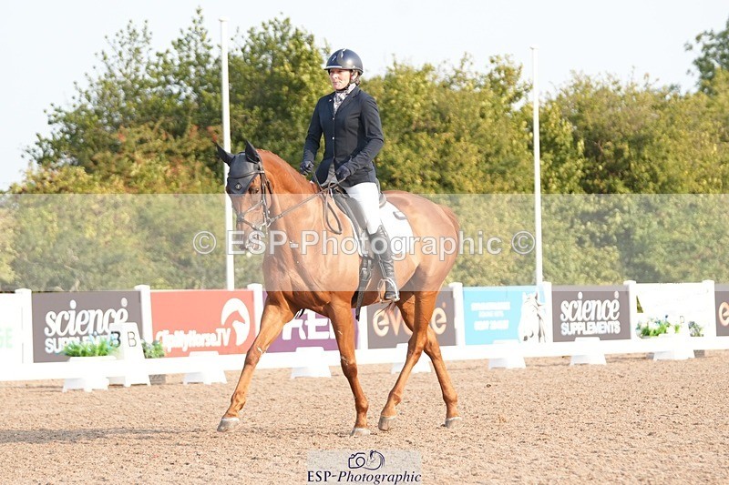 250817-083101-07262 - 142-Emma-Jane.BrownLord.in.Red