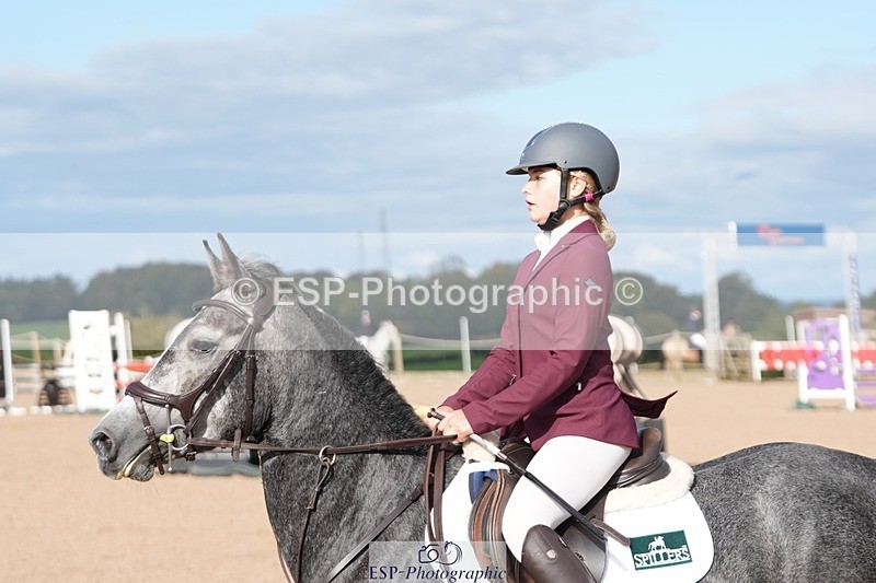 250921-100134-02086 - Cls 4 Pony British Novice and 80cm