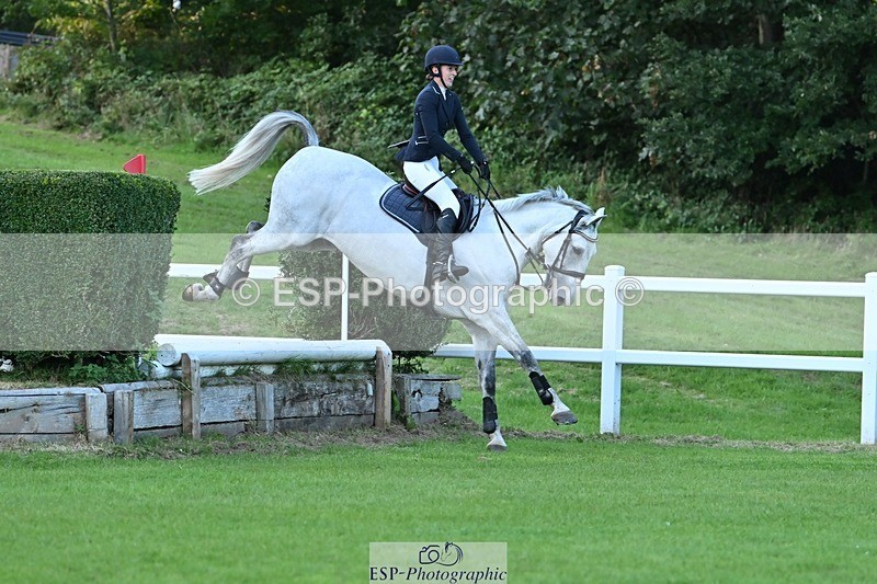 230909-185756-08208 - Cls 14 Snr 1m Derby