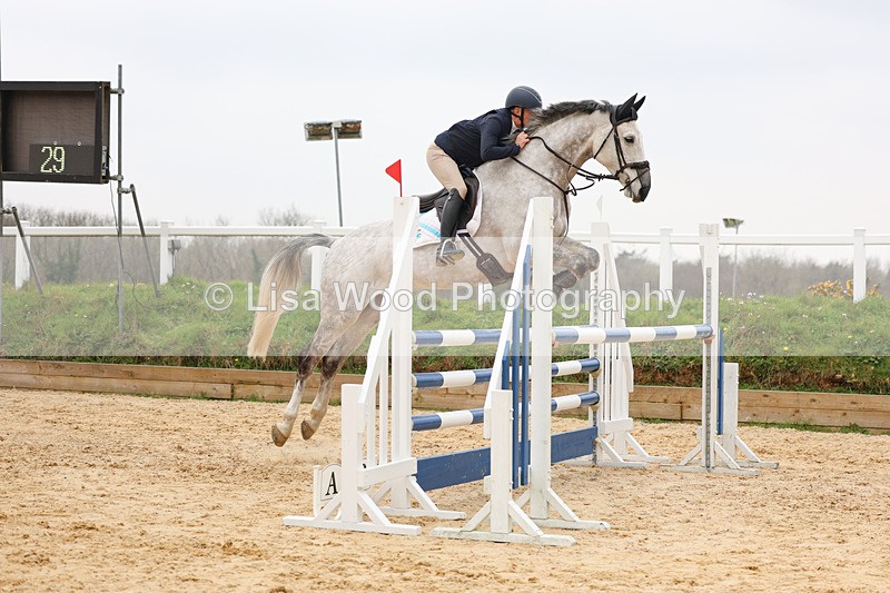 3E7A7636 - Class 8: Senior Newcomers/1.10m open