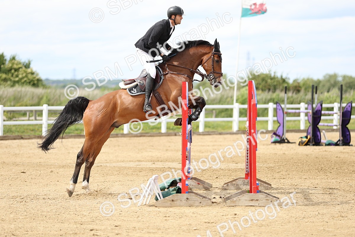 SBM_001281 - Class 5 - Senior Foxhunter - 1.20m
