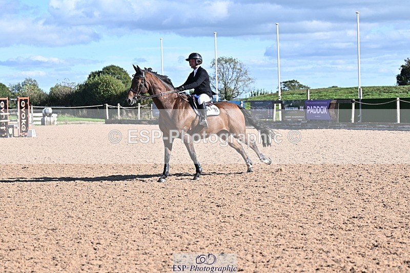 260923B-153522-01040 - Cls 06 Snr Fox & 1.20m Open