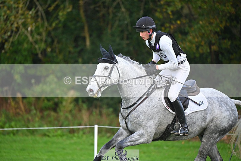 241025-155543-10419 - 236-Musa.Hussain-LIQUID.LUCK