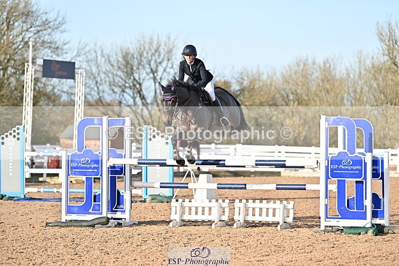 241113A-141814-00844 - Cls 05A&B Snr Fox & 1.20m Open