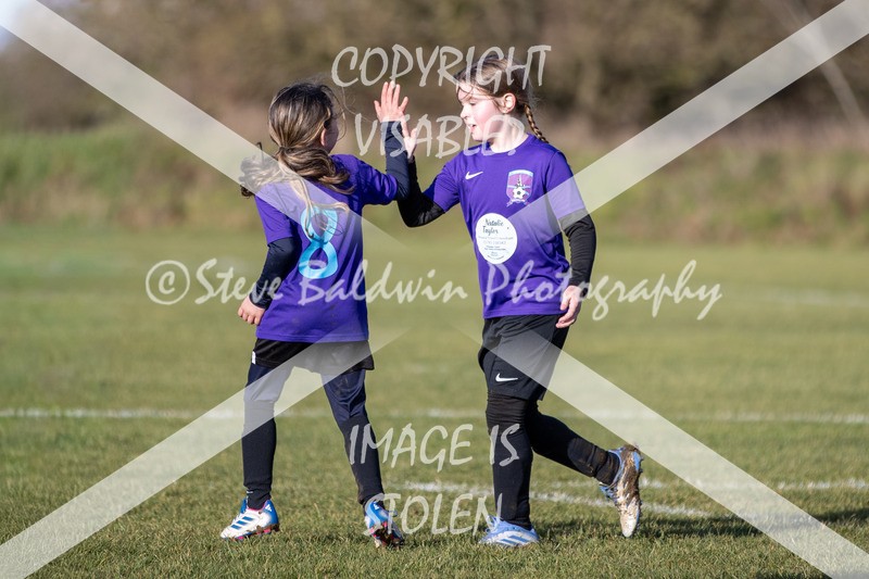 1DX31237 - 2026-01-17 FC Abbey Meads U9 Purple Girls V Develop FC U9 Girls