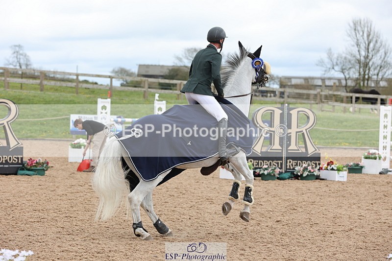 240419A-131703-07640 - Cls 6, 2 Star Medium Tour 1.35m