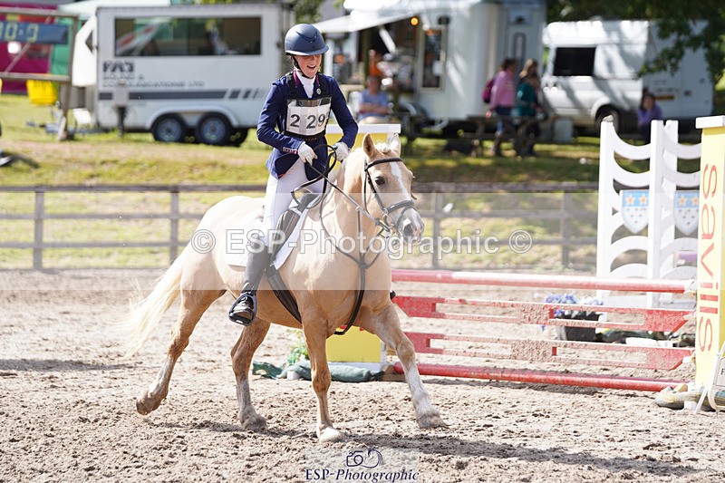 240824X-150828-28710 - 80cm Round 1 14.00 to 15.30