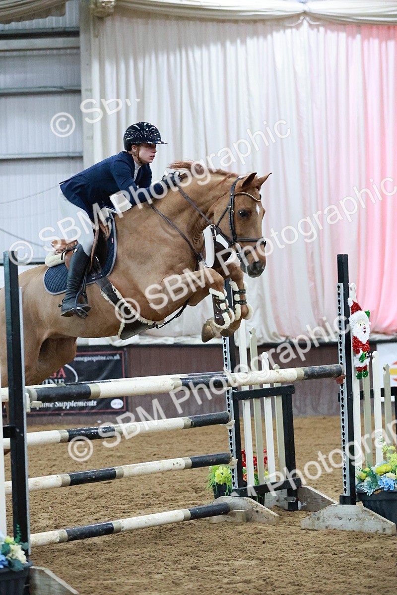 SBM_001310 - Class 5 - Senior Foxhunter 1.20m