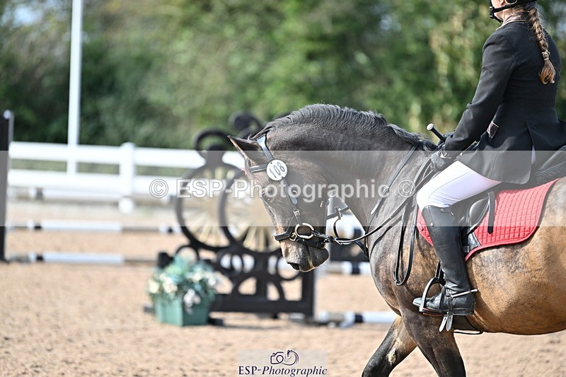 241004A-115815-01748 - Fri 08 85cm Amateur Quals