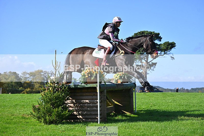 241025-114828-06772 - 056-Claire.Deuten-KILBUNNY.BLUE.BIRD