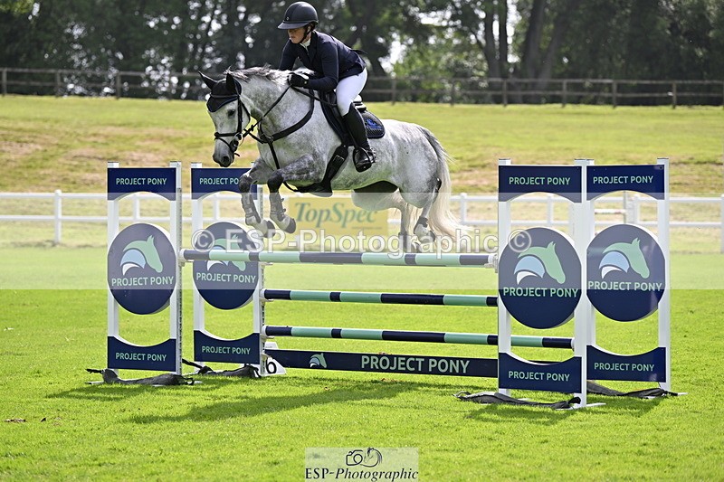 250613A-101518-00357 - Cls 1 Snr Newcomers and 1.10m Open