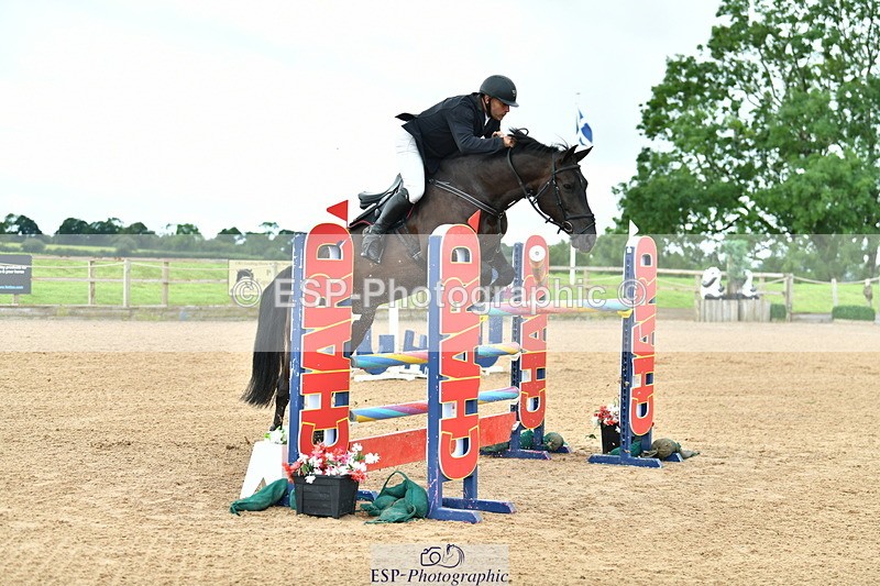 230723A-095944-10736 - Cls 4, 2 Star Small 1.30m