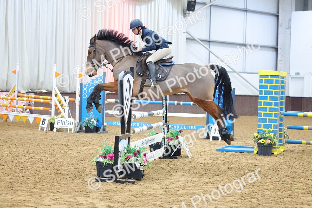 SBM_008292 - Class 21 - Nupafeed Supplements Senior Discovery/ 1m Open - First Round (1.00m)