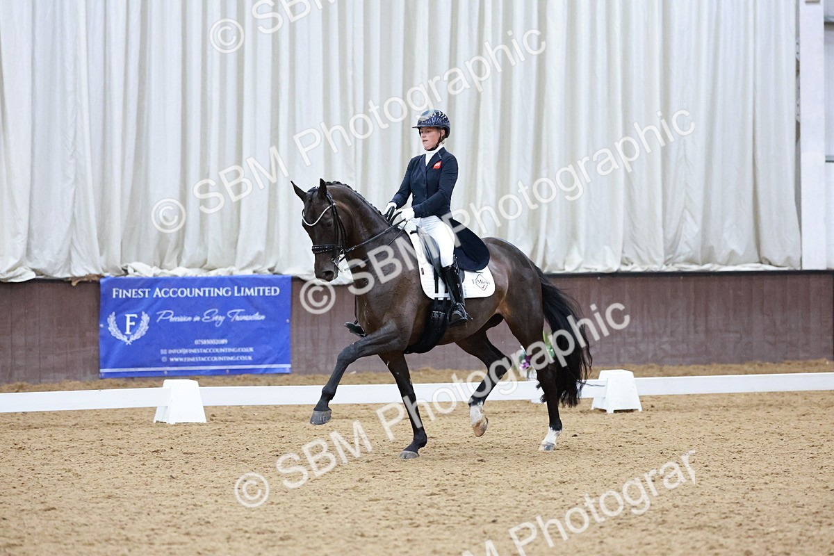SBM_021645 - Class 14 - FEI Grand Prix - 18.52-19.37
