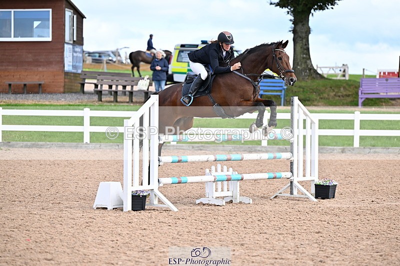 240912A-142112-01955 - Cls 12 1.05m Amateur Qualifier