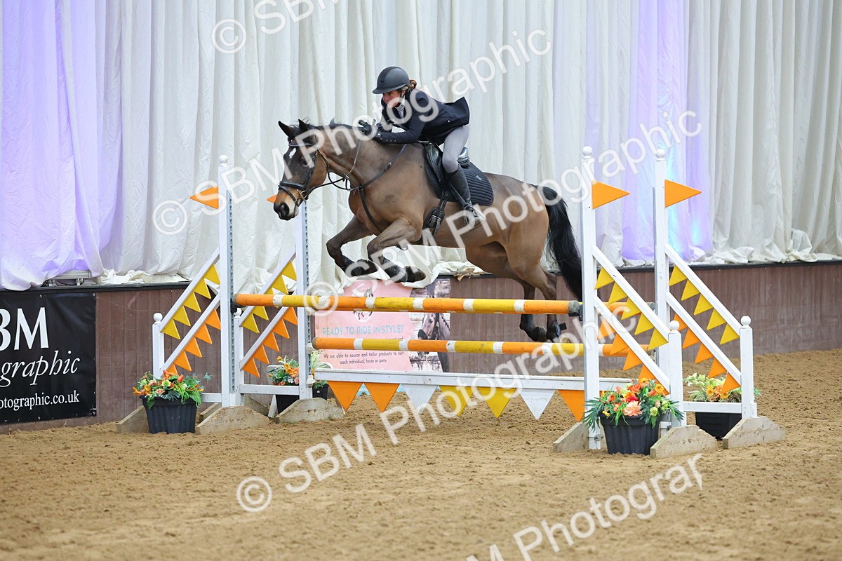 SBM_010183 - Class 21 - Nupafeed Supplements Senior Discovery/ 1m Open - First Round (1.00m)