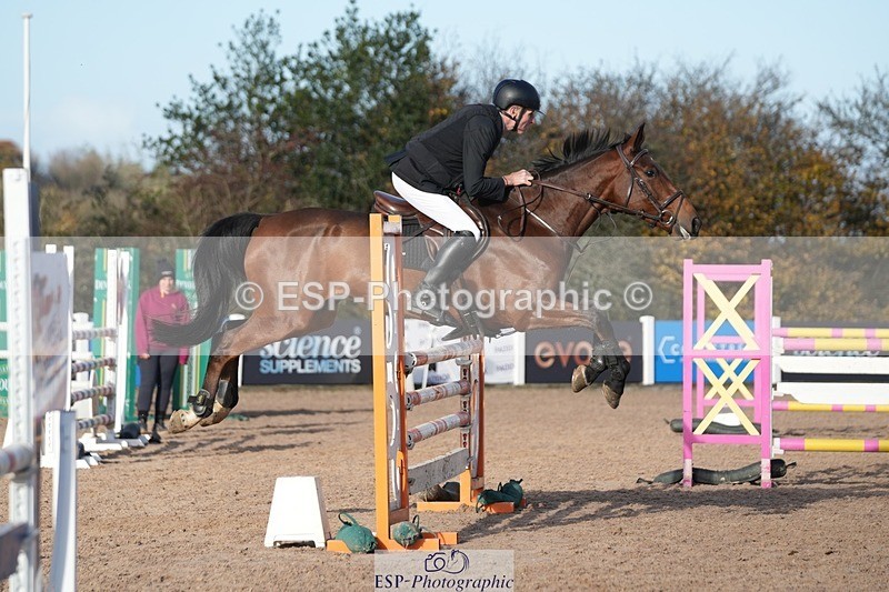 251108-103235-02178 - Cls 11 Snr 1.05m Open