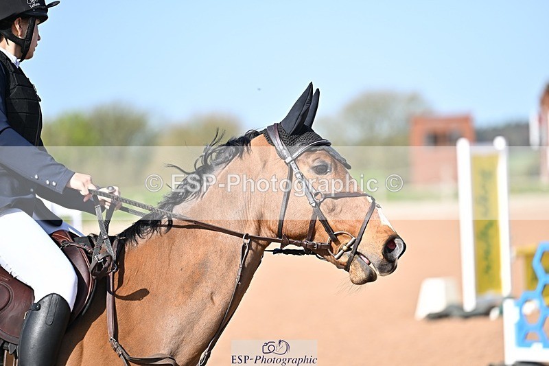 260408-102411-00145 - Cls 2 British Novice and 90cm