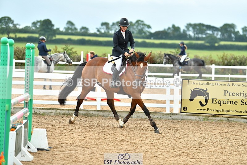 230730A-144436-10449 - Cls 35 1.05m Amateur Quali