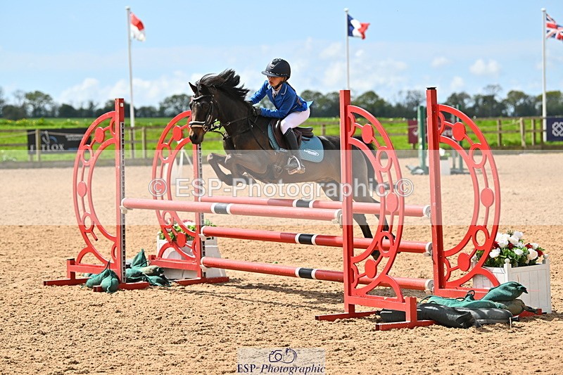 240504A-115230-01333 - Cls 3 Pony Discovery & 90cm Open
