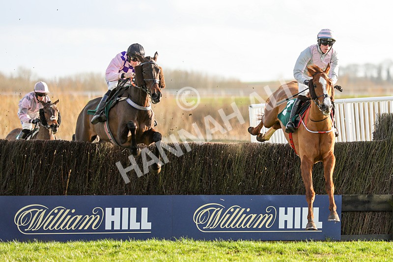 120224-Race 4-Val Dancer-7597 - Race 4