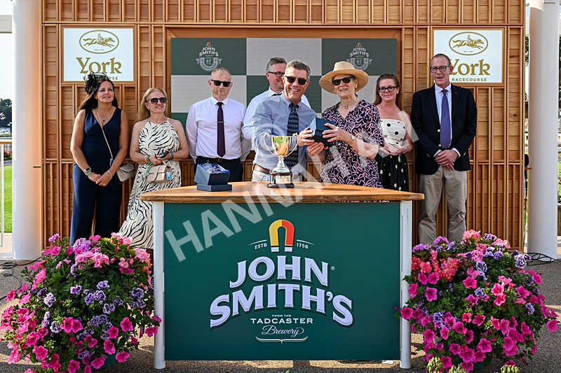 110726-Race 6-Mount Atlas-2782 - Race 6 16.55pm John Smith's Silver Cup Stakes