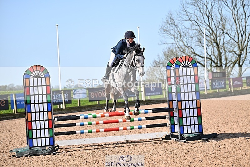 260408-101408-00108 - Cls 2 British Novice and 90cm