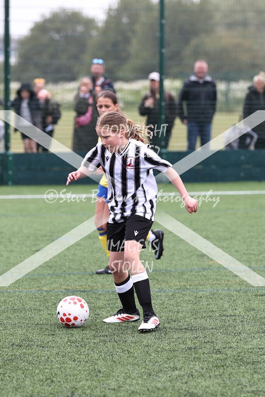 1DX32487 - Sat 6th U12 Girls