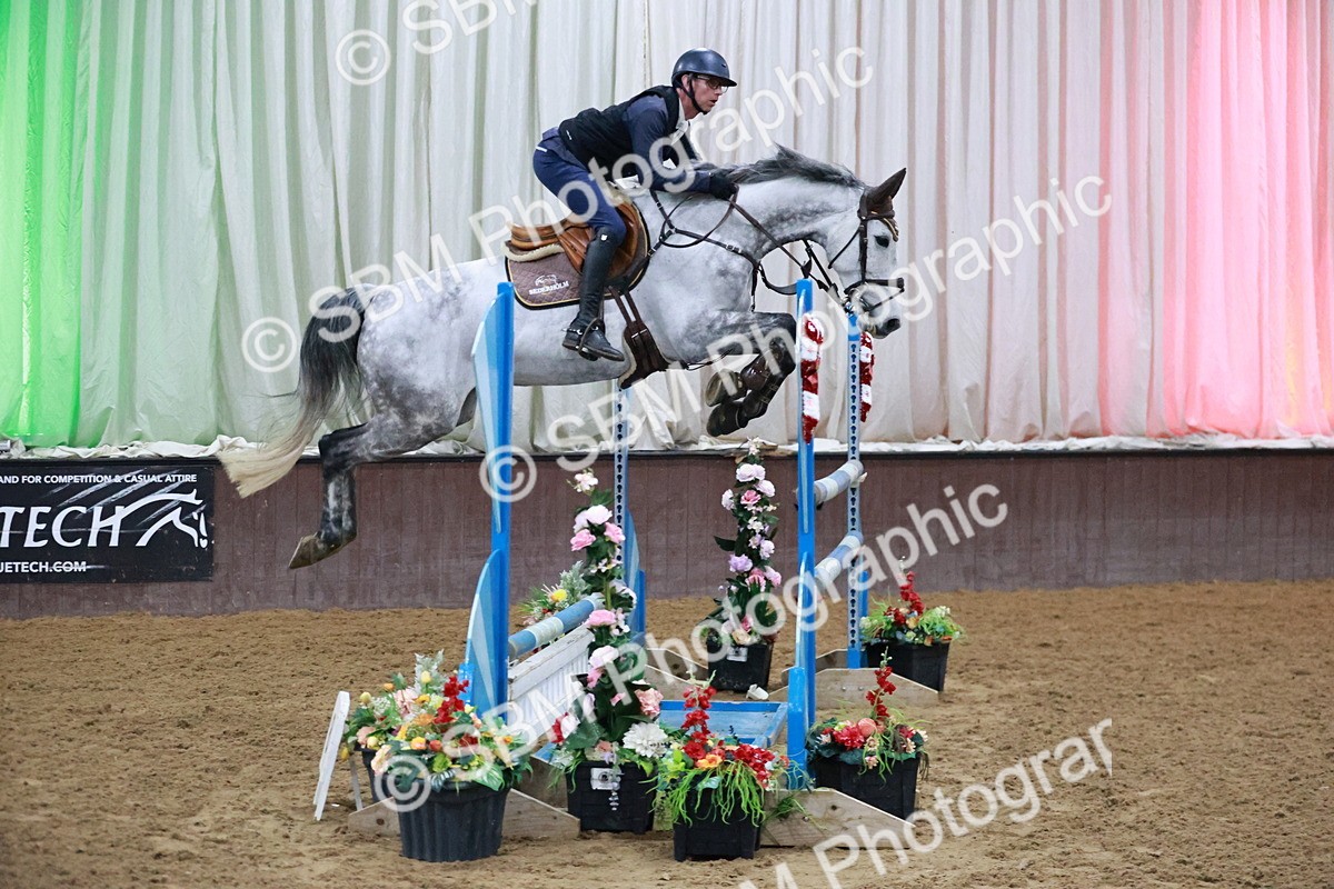 SBM_001383 - Class 5 - Senior Foxhunter 1.20m