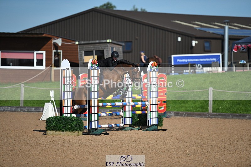 230903A-101104-03621 - Cls 12 95cm Amateur Quali