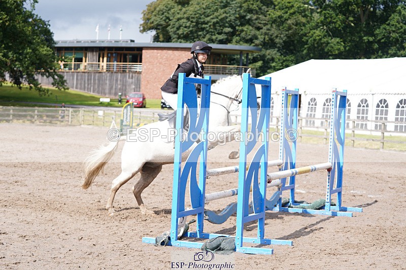 240824X-120620-23835 - 80cm Round 1 12.00 to 13.00