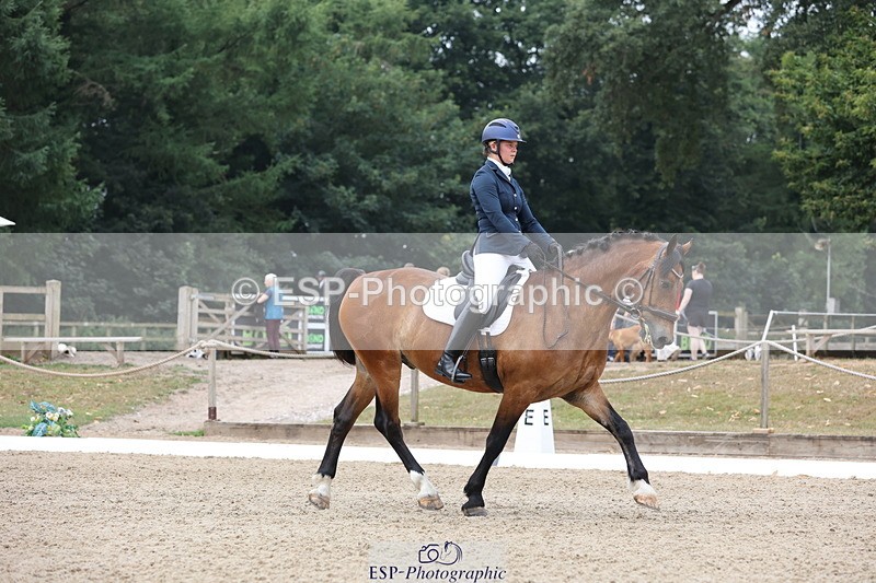 250718A-114327-00933 - 117-Alexandra.Northwood-Scurlagecastle.Gino