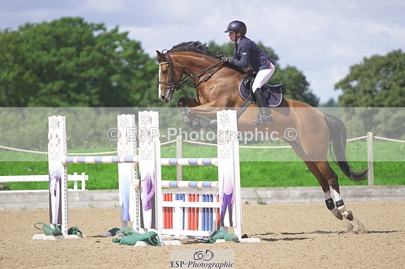 230806A-113416-01621 - Cls 13 Snr Newcomers & 1.10m Open