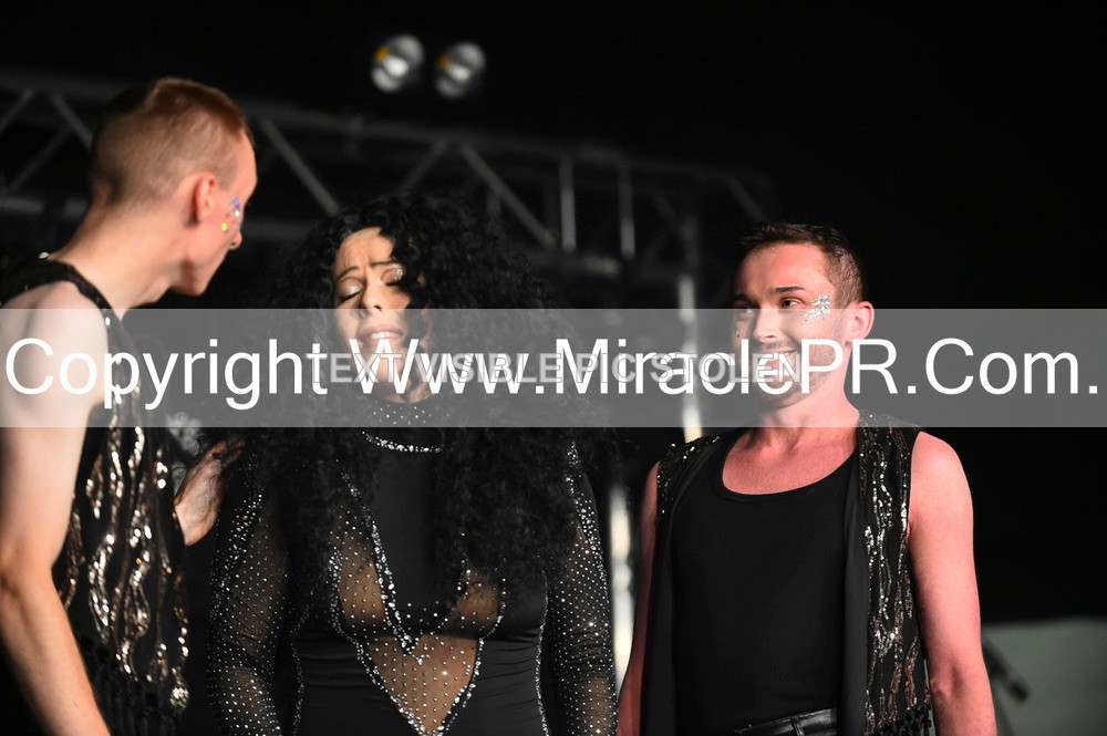 SH4_6822 - The Cher Experience