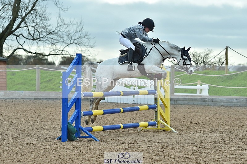 231119A-133000-05995 - Sun Cls 26 Springboard 128cm & 138cm