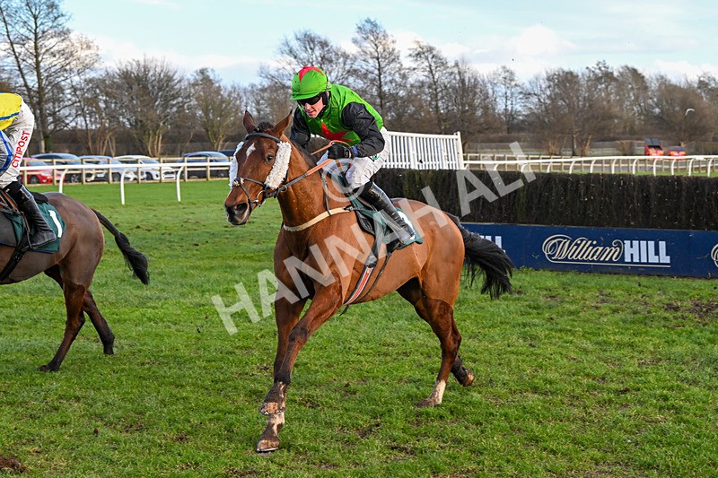 120224-Race 6-Omar Maretti-1774 - Race 6